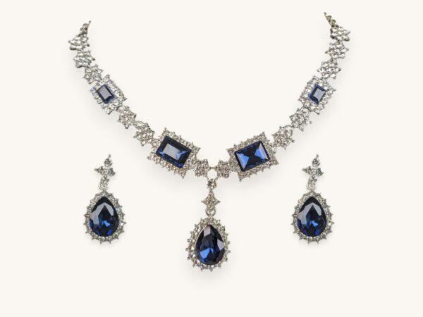 Blue Square Rhinestone Water Drop Pendant Necklaces for Women Elegant Collarbone Chain Luxury Jewelry Set