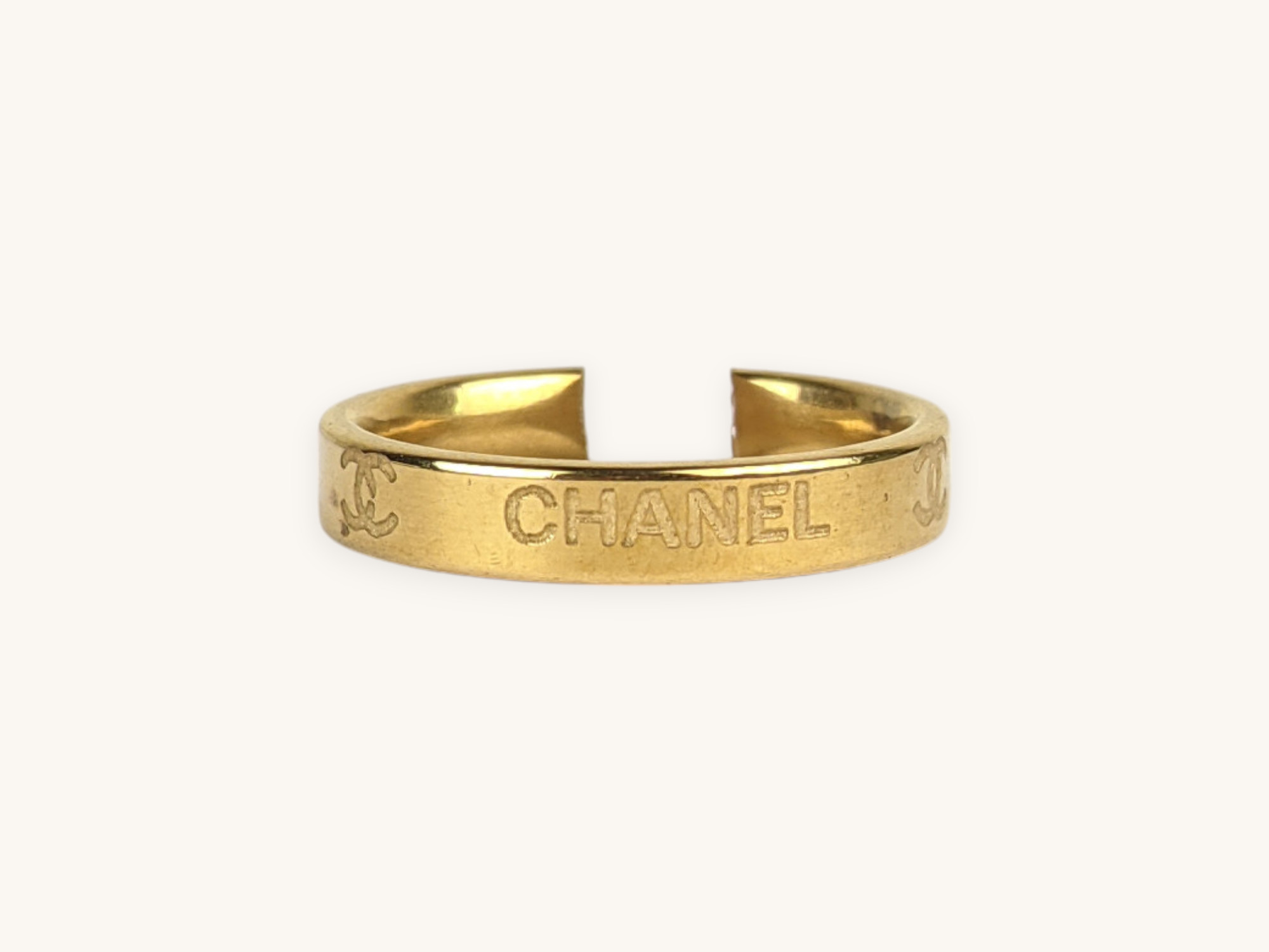 Channel Ring Golden