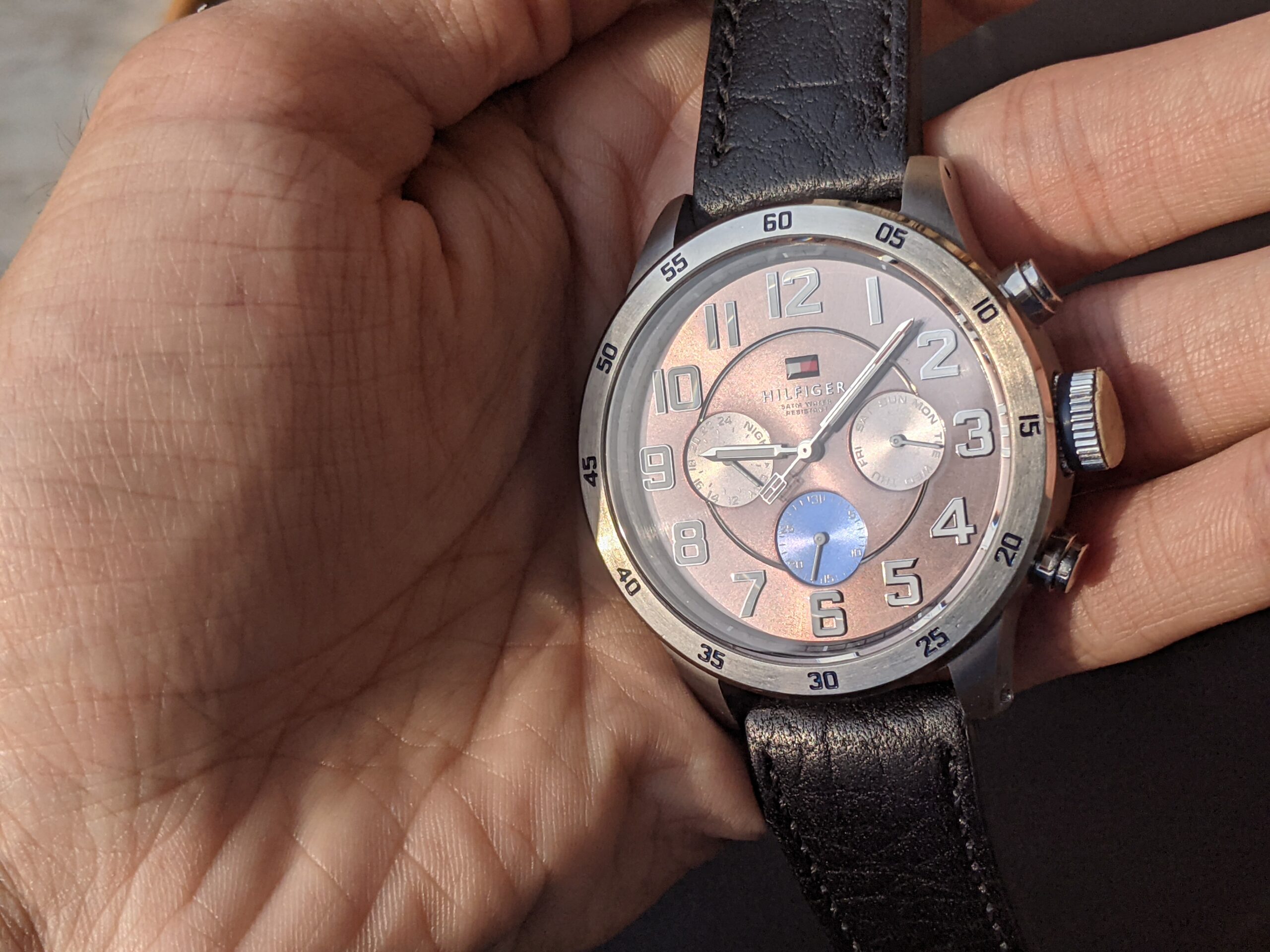 Tommy Hilfiger Cosmo Graph Leather Strap Men's Watch - Image 2