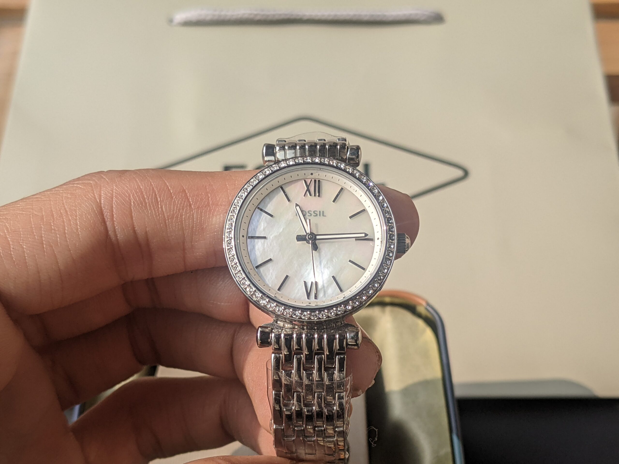 Fossil Carlie Mini Diamond Accents Silver Quartz Dial 28mm Women's Watch ES4647