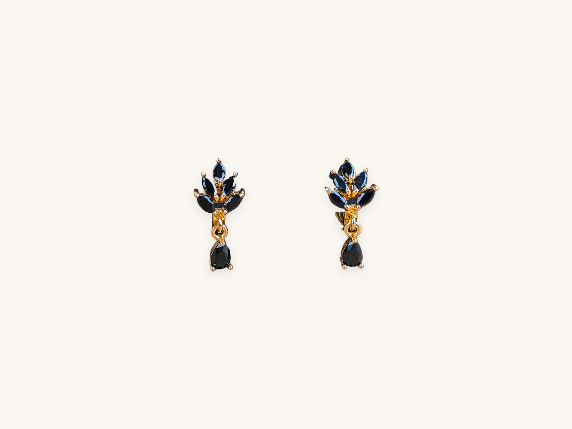 Golden Small Cluster Earrings